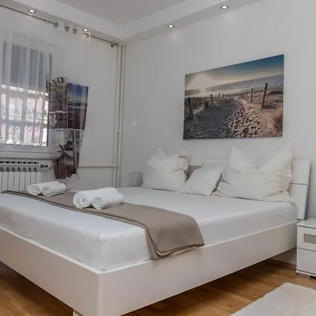 Apartman 30218 - Mira *